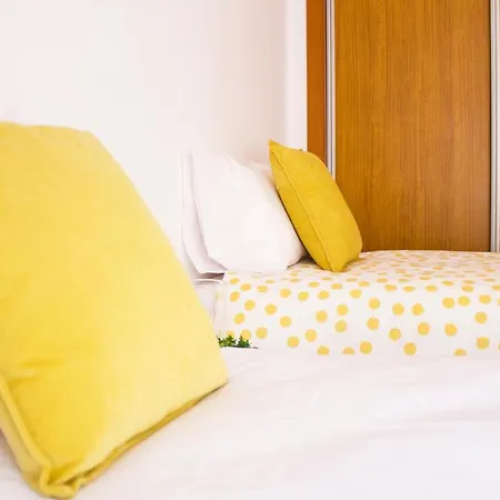 Apartamento Casa Amarela